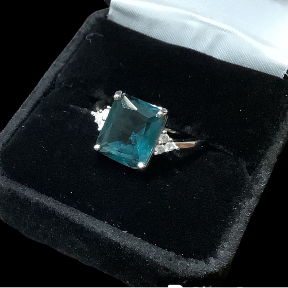 925 Sterling Silver London Blue Gemstone Cubic Zerconia Ring Womans Sz 9.5